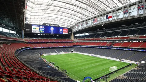 “周五007英冠赛事前瞻：谢菲联对阵赫尔城，半全场预测揭秘”